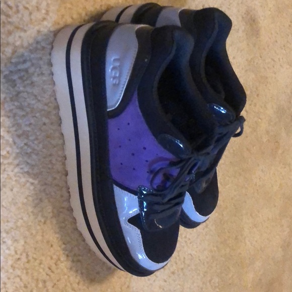 Platform UGGs - Picture 2 of 2